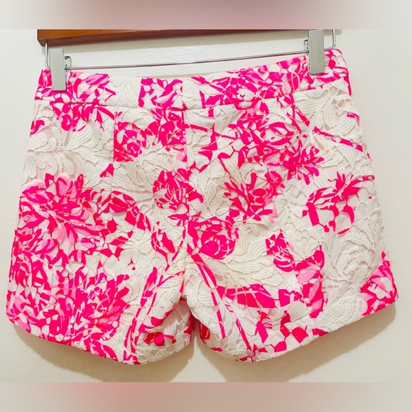 NEW LILLY PULITZER RESORT WHITE CALIENTE KELLY LACE SHORTS SIZE 00. - Picture 7 of 17